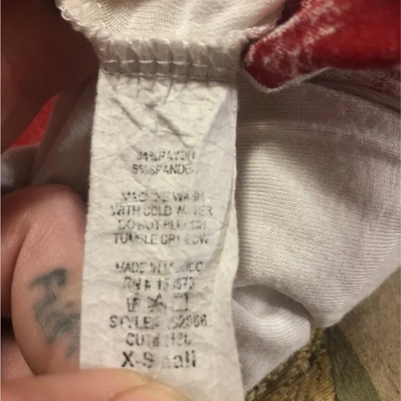 🔥 SOLD🔥Dirty Laundry flag tank - Picture 3 of 3